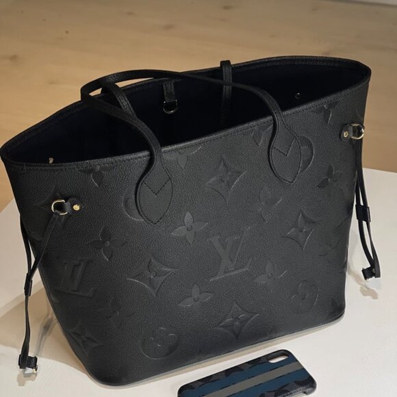 Louis Vuitton Bags Louis Vuitton Neverfull Tourterelle Lv Black